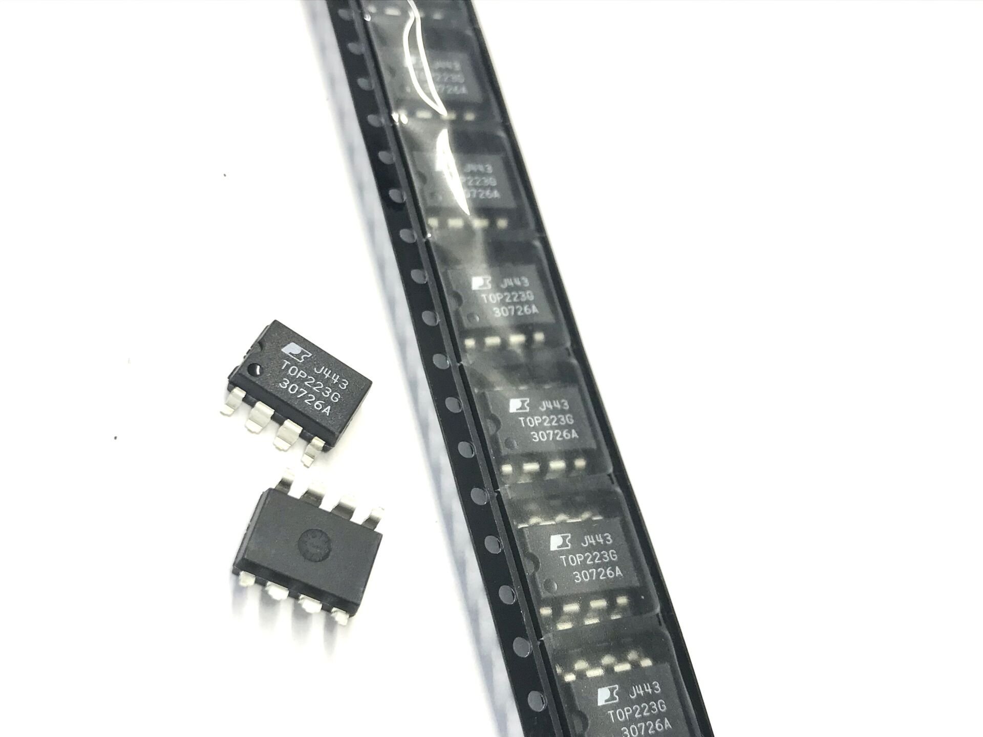 TOP223G - TOP223GN - 15/25W. SMPS IC. - TOP222G - TOP222GN - TOP221G - TOP221GN  YERİNE KULLANILABİLİR.