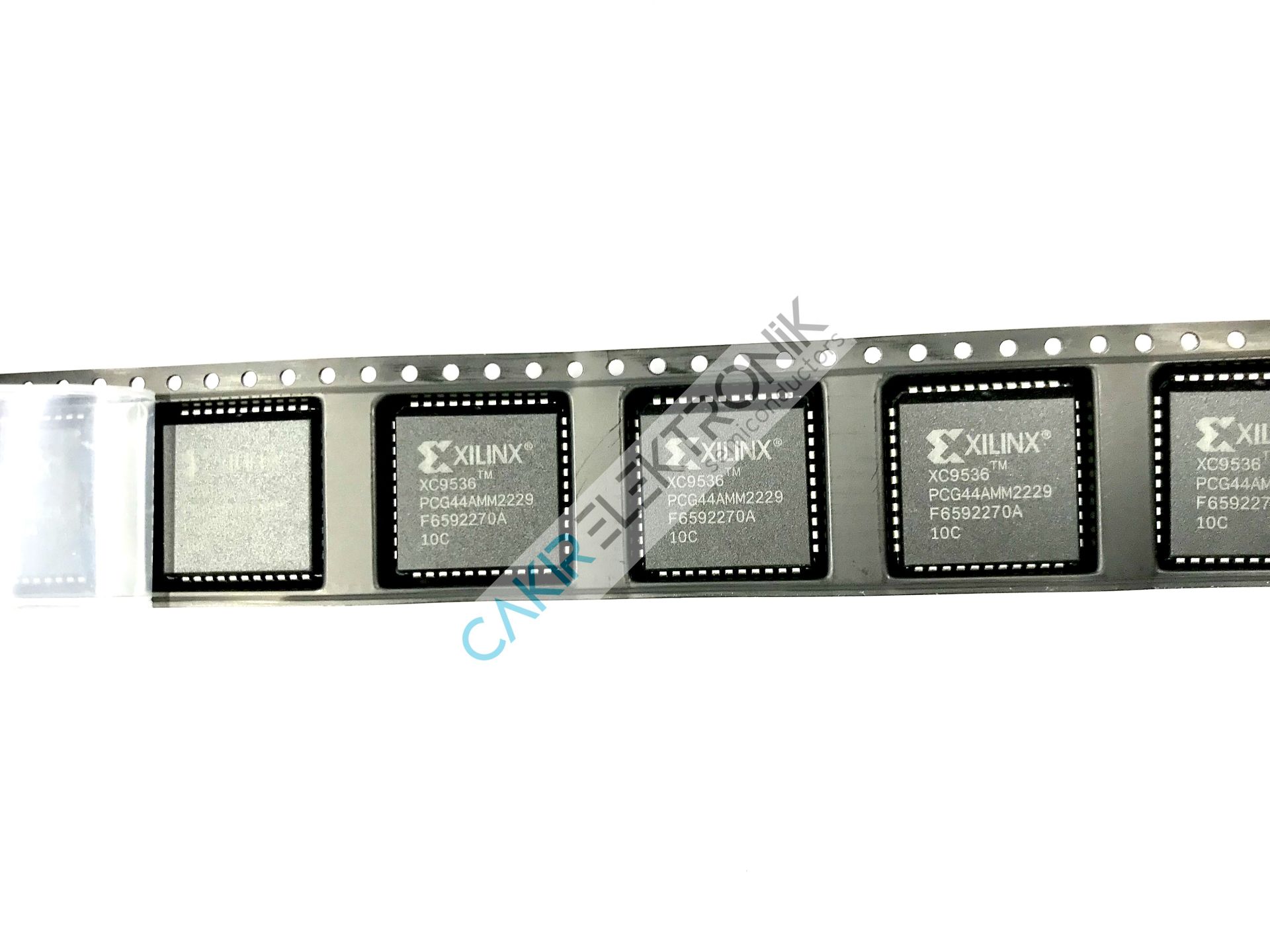 XC9536PC44 - XC9536 - XC9536PCG44AFM1639 - Programmable CPLD