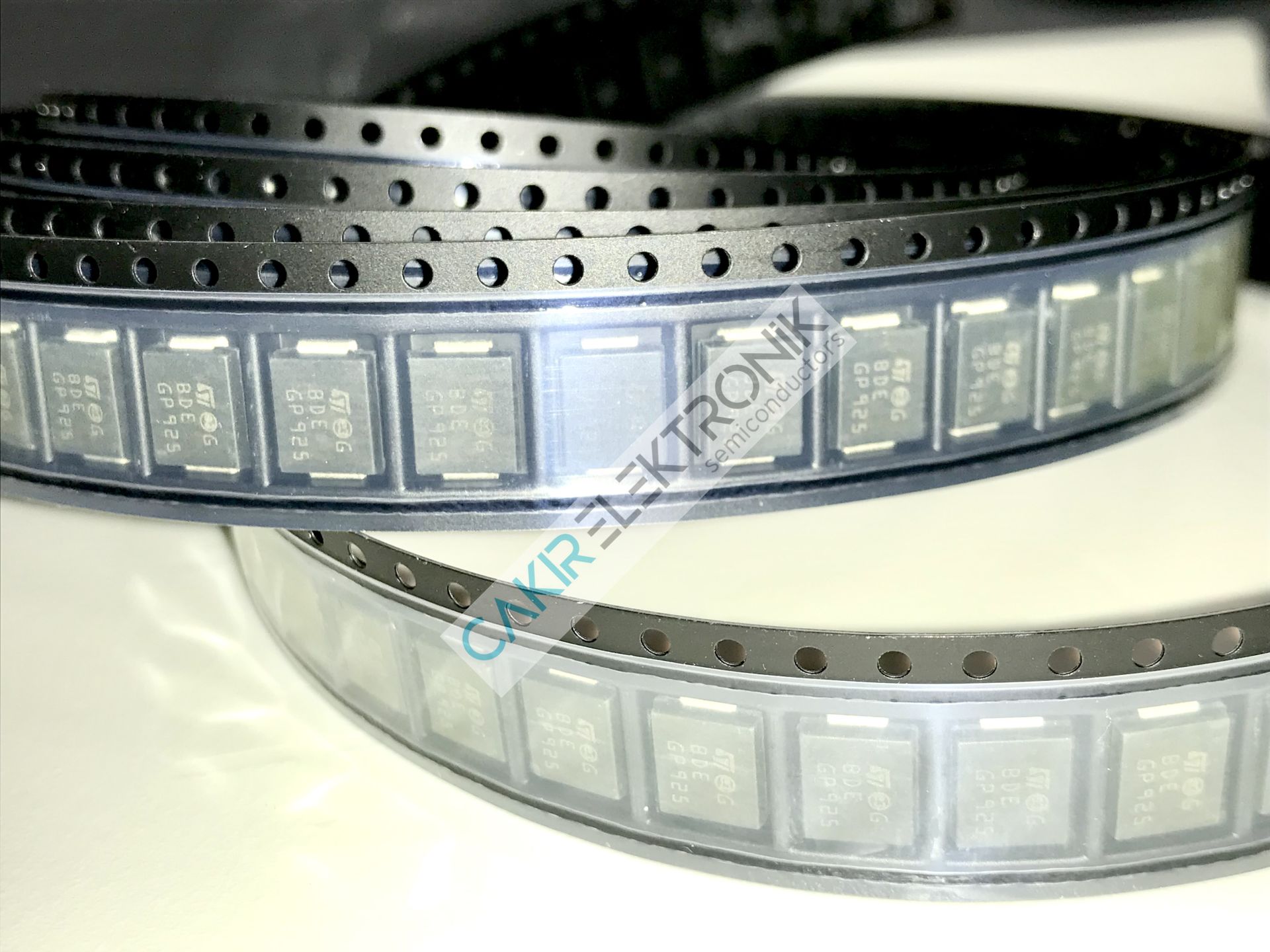SM15T6V8CA , BDE GP925 , 6V8CA SMD , 13.4V Clamp 746A (8/20µs) Ipp Tvs Diode Surface Mount SMC