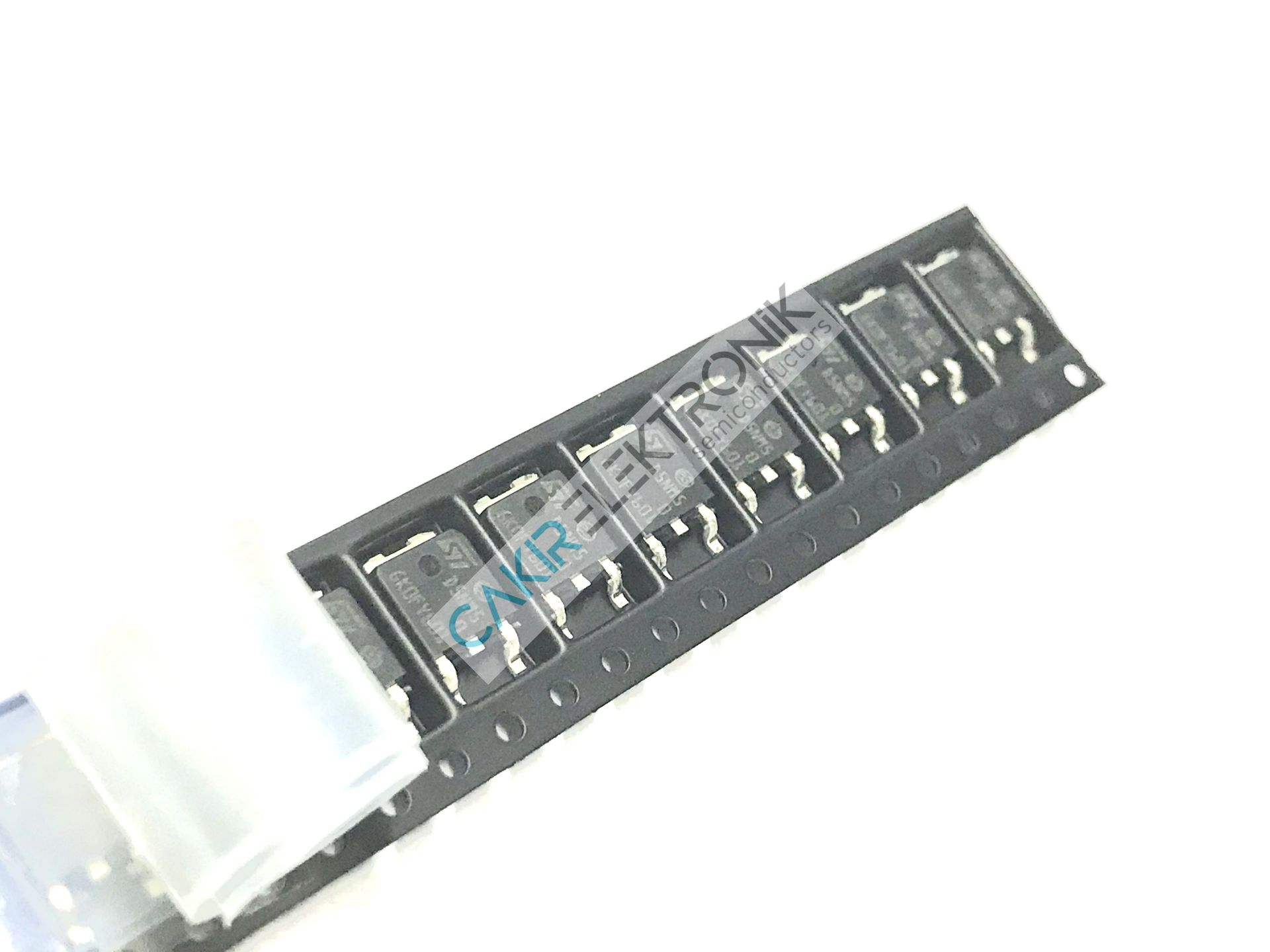 STD5NM50 - D5NM50 - STD5NM50T4  DPAK ,N-CHANNEL 500V - 0.7Ω - 5A DPAK Power MOSFET