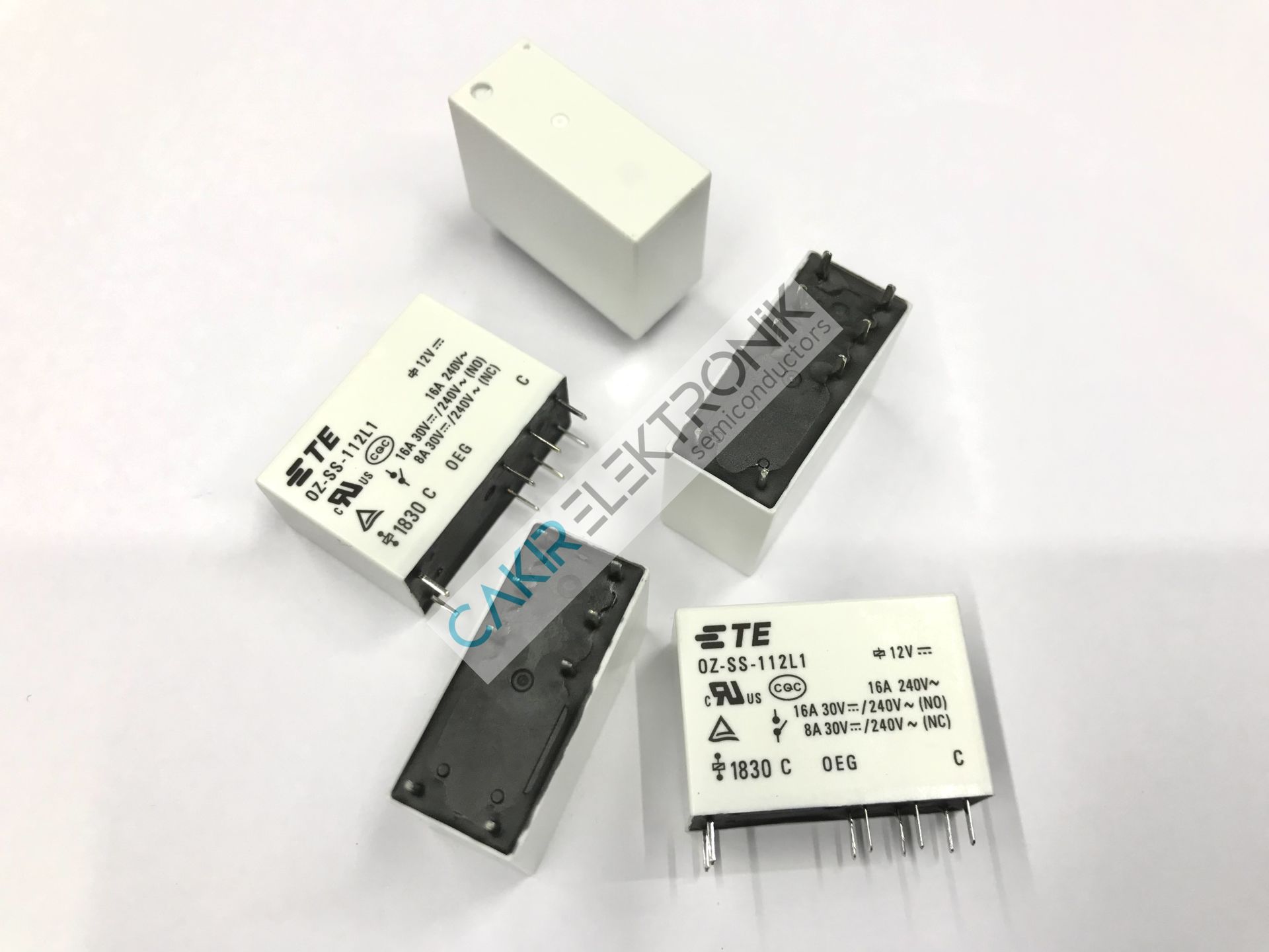 OZ-SS-112L1  12V  8PİN 16A. GÜÇ RÖLESİ