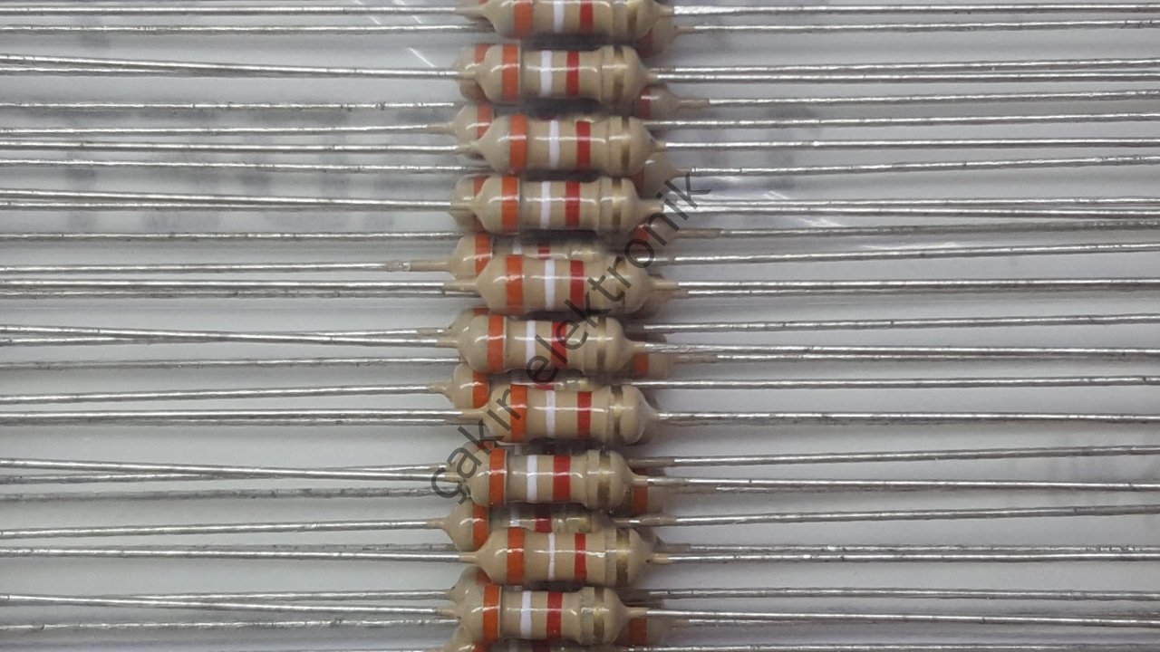 3K9 - 3,9K - 3,9 KOHM -3.9K - 1/4 DİRENÇ - CF1/4 3,9KΩ; 0.25W; ±5%; Ø2.3x6mm; Leads: axial 50 ADETTİR