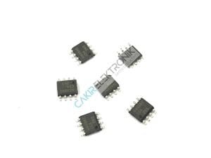MAX882CSA - MAX882 CSA - MAX882 SOIC8 5V/3.3V or Adjustable - Low-Dropout - Low IQ - 200mA Linear Regulator IC