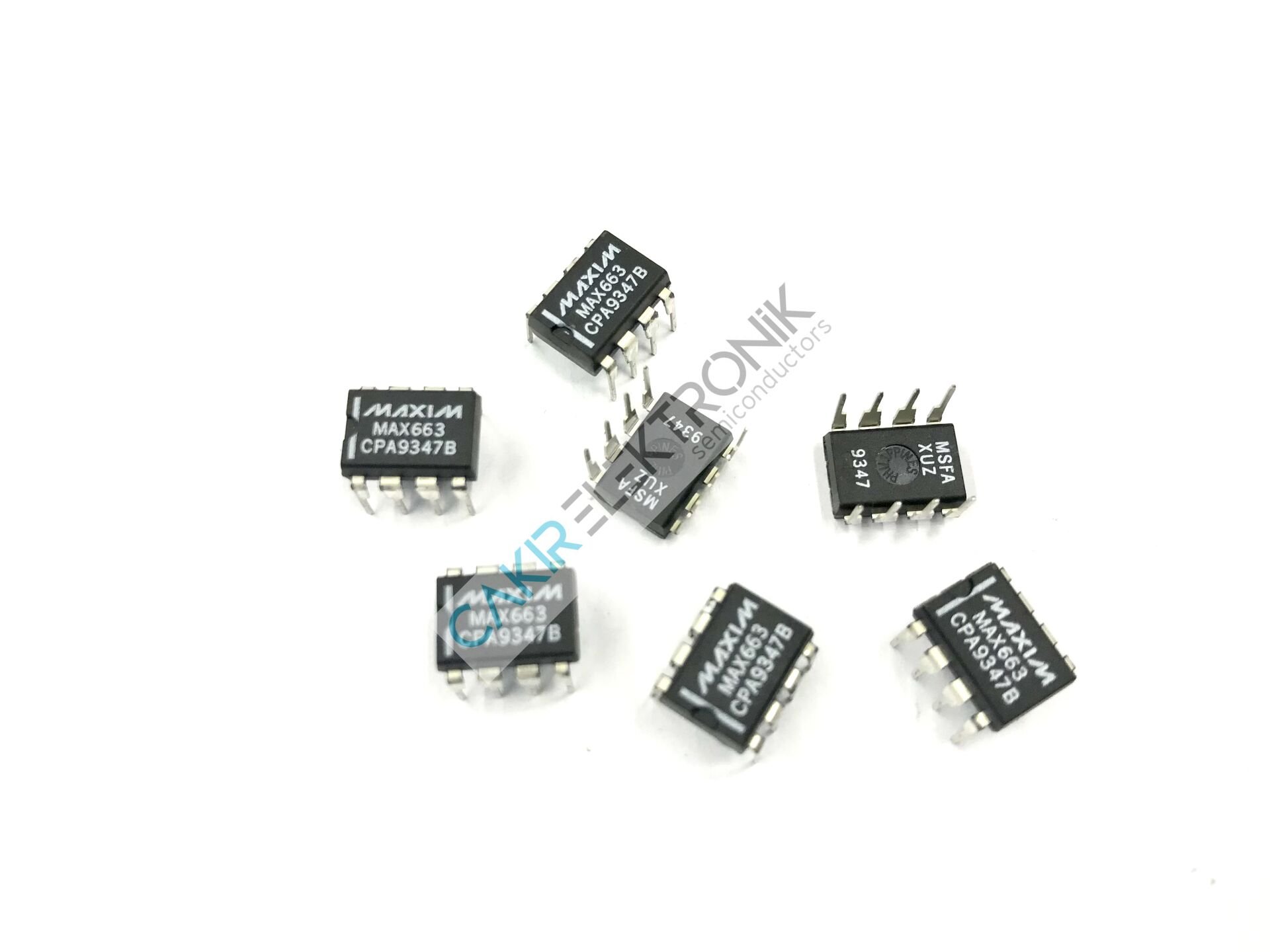 MAX663CPA - MAX663 - PDIP-8 LDO VOLTAGE REGULATOR PMIC