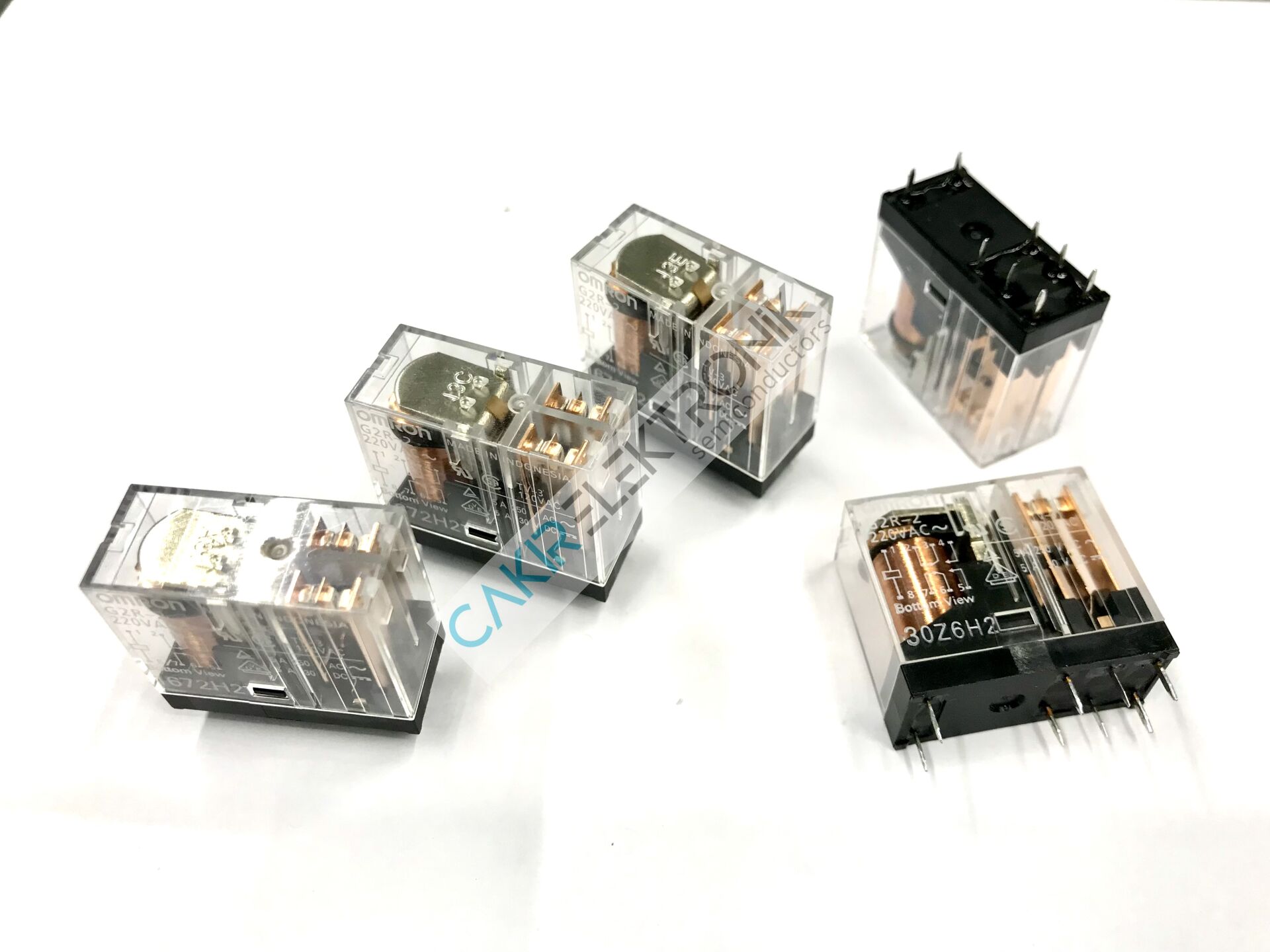 G2R-2-220VAC - G2R-2 - G2R-2- 220V RÖLE  DPDT - 8PİN  ÇİFT KONTAK 5A.- JW2SNDC220VAC