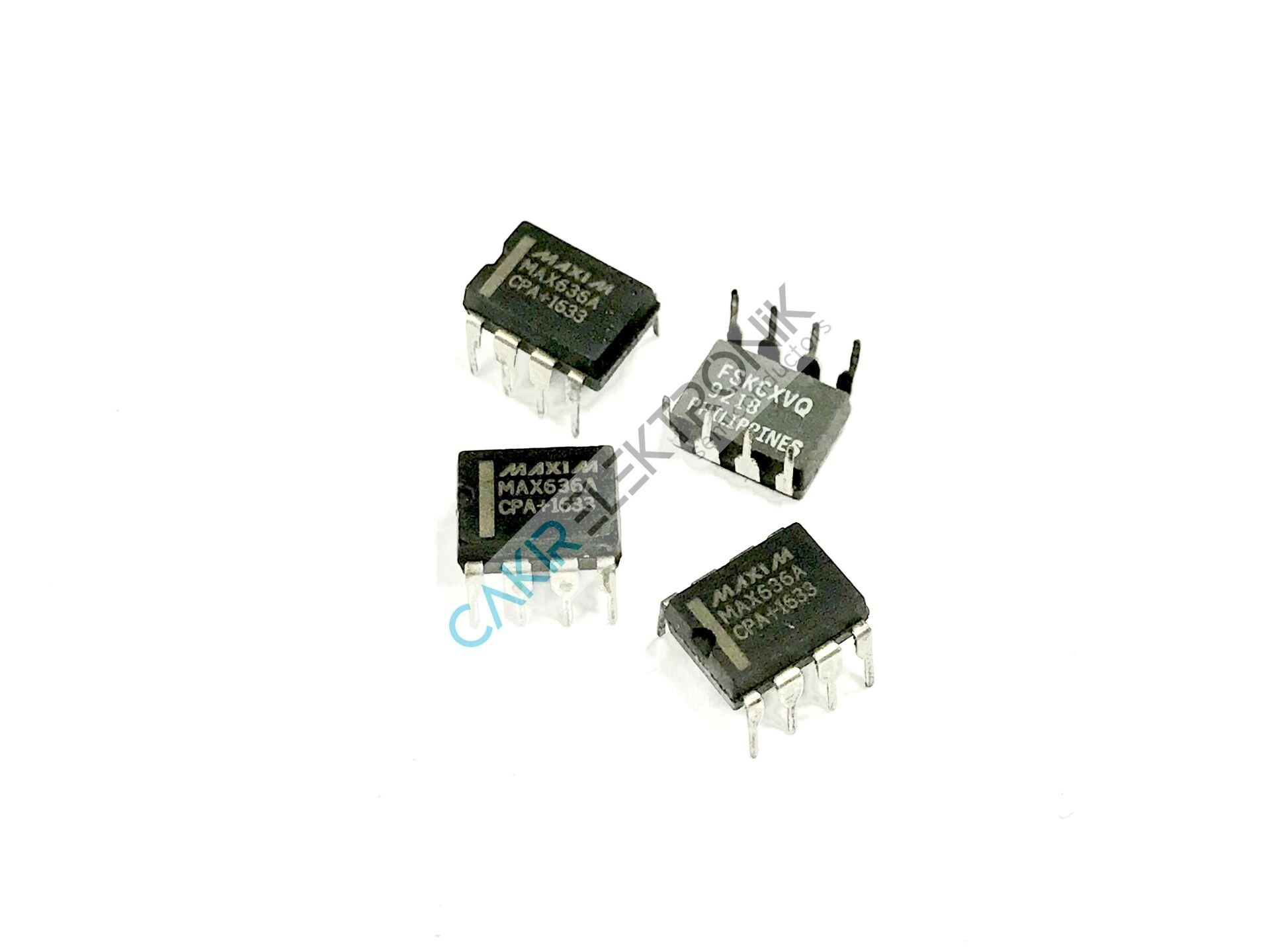 MAX636CPA - MAX636ACPA - MAX636 - DIP8 Çevirmeli Anahtarlama Regülatör PMIC