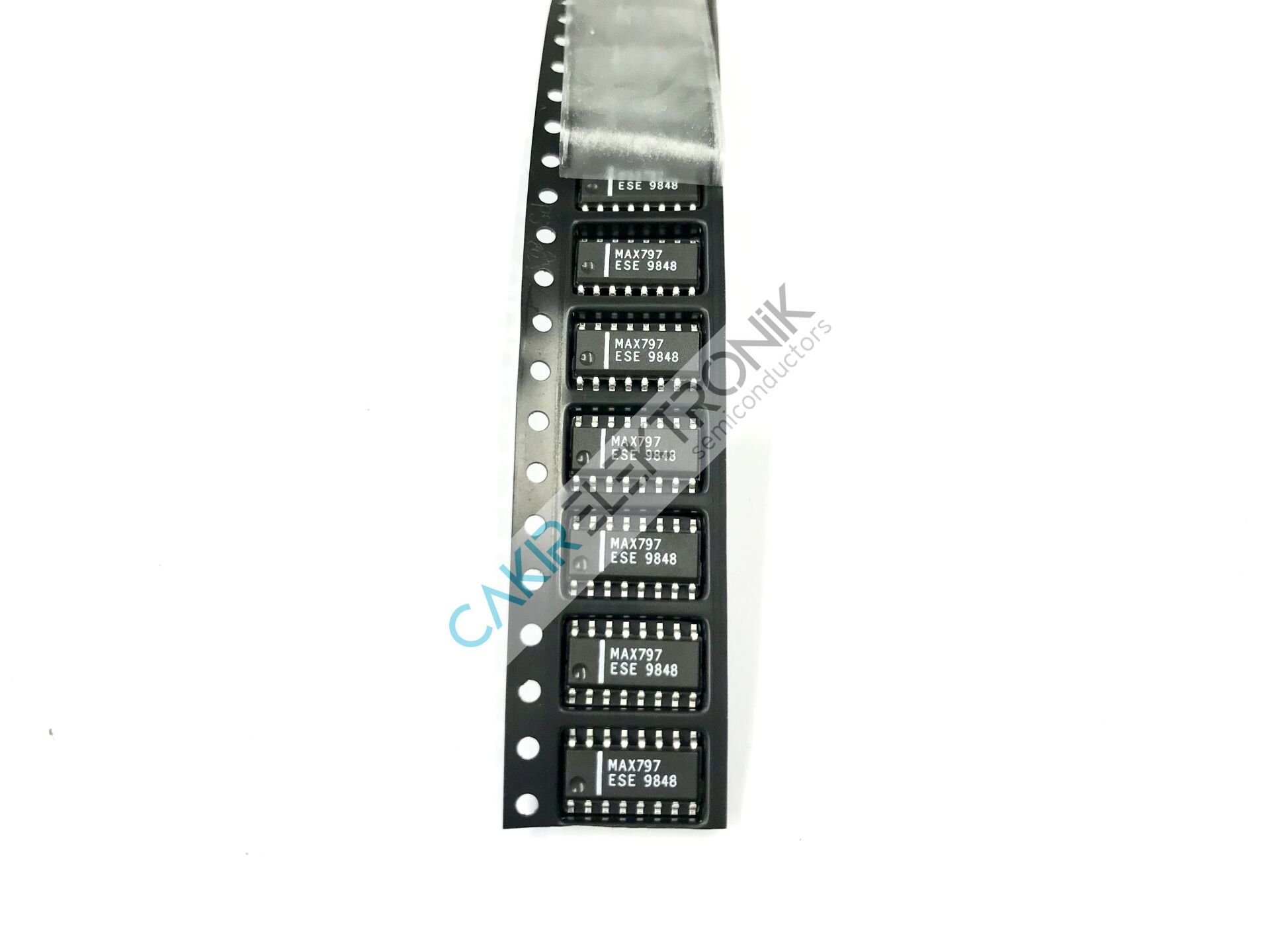 MAX797ESE , MAX797 , SOIC-16 SWITCHING VOLTAGE REGULATOR PMIC