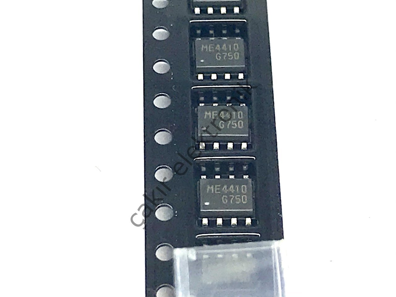 ME4410  7,5A  30V. N KANAL MOSFET