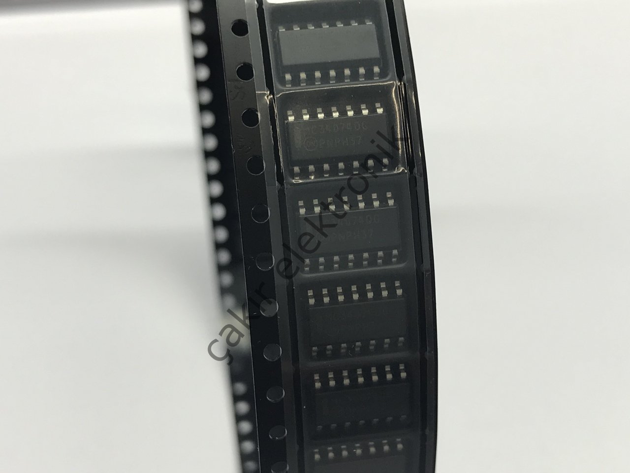 MC34074 - MC34074DR2G - MC34074DG SOİC 14 -Single Supply 3.0 V to 44 V Operational Amplifiers
