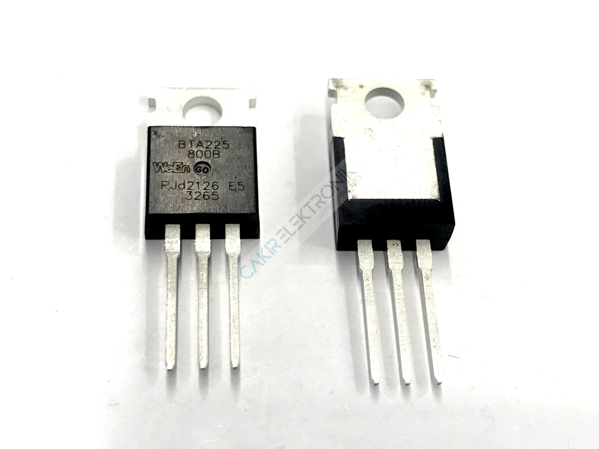 BTA225-800B , BTA225-800 , TRIAC Standard 800 V 25 A Through Hole TO-220AB