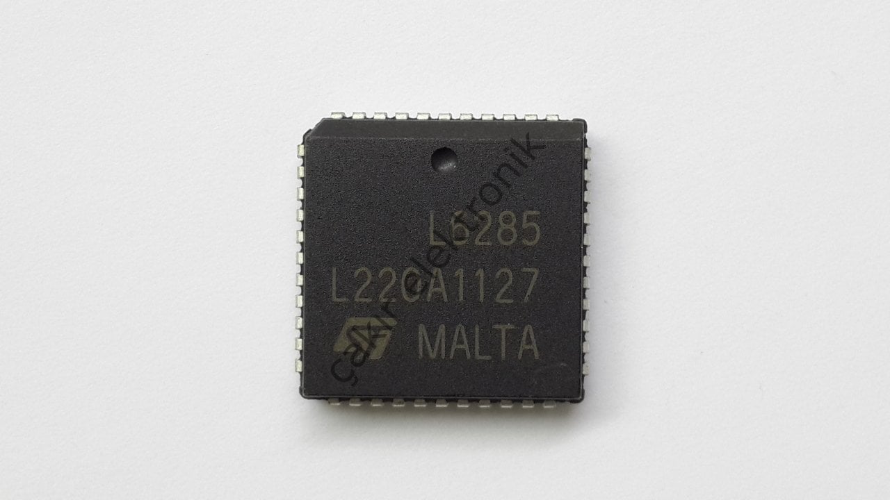 L6285 PLCC , 3 CHANNELS MULTIPOWER SYSTEM