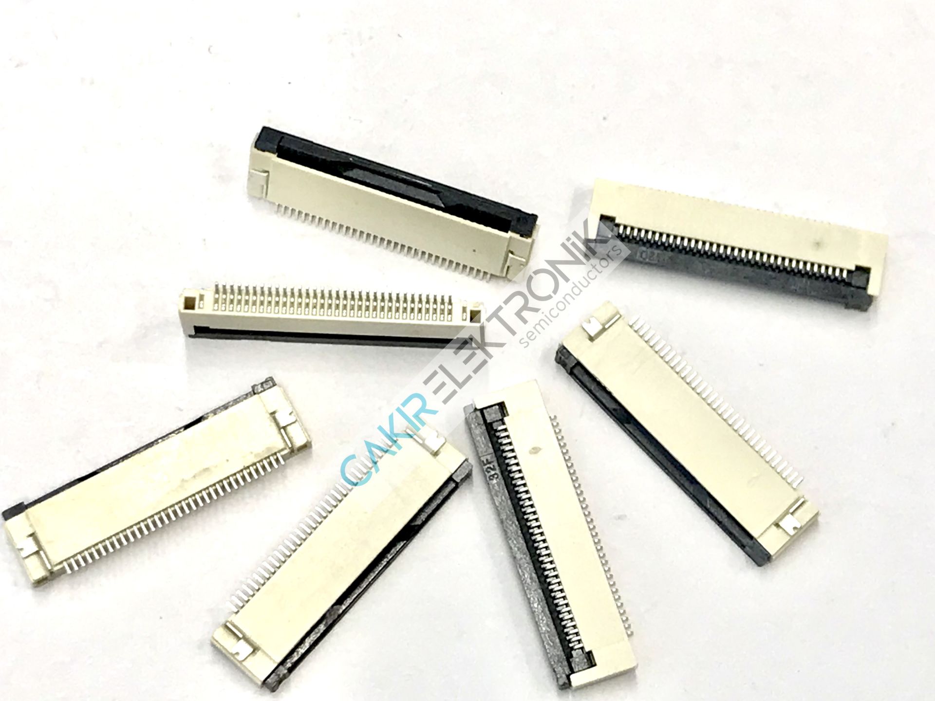 FFC SOCKET DR/DWN 0.5MM-32P - FFC SOKET DR/DWN 0.5MM-32PIN , FFC KONNEKTÖR 32PIN 0,5MM , FFC CONNECTOR 0,5MM