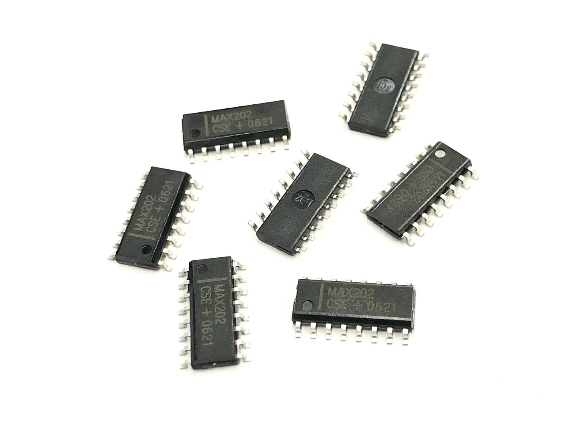 MAX202CSE - MAX202CSE+ - MAX202 - +5V, RS-232 Transceivers