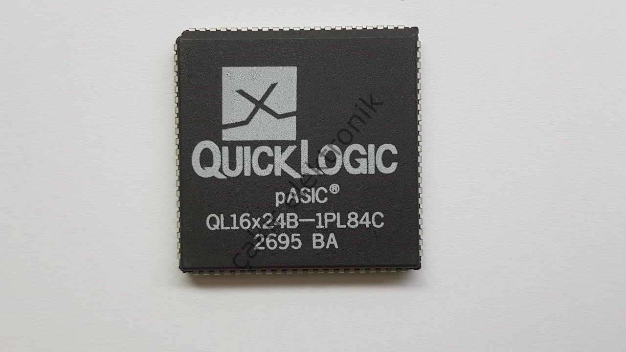 QL16X24B-1PL84C - QUICK LOGIC IC FPGA 7K 250MHz 0.65um 5V 84-PiN
