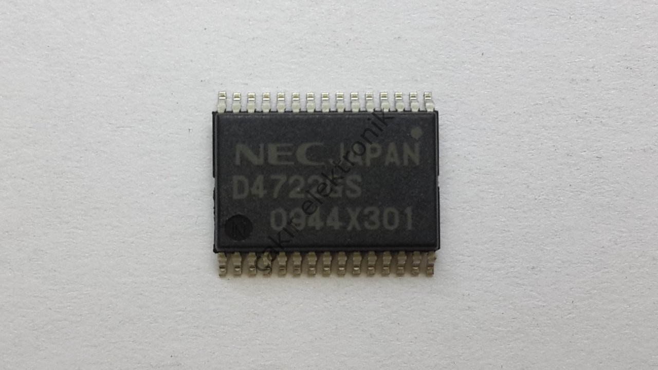 UPD4722GS  ,UPD4722 ,RS-232 LINE DRIVER/RECEIVER AT 3.3 V/5 V