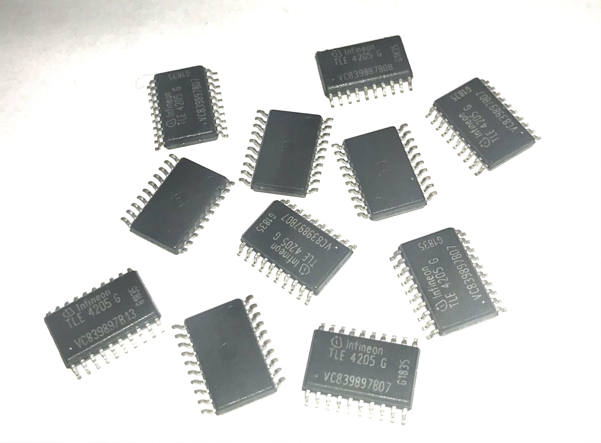 TLE4205G 1-A DC MOTOR DRIVER